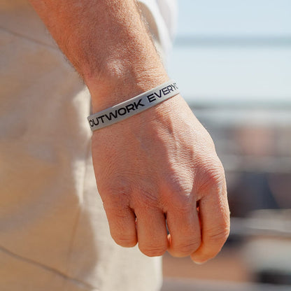 outwork everyone silicone bracelet