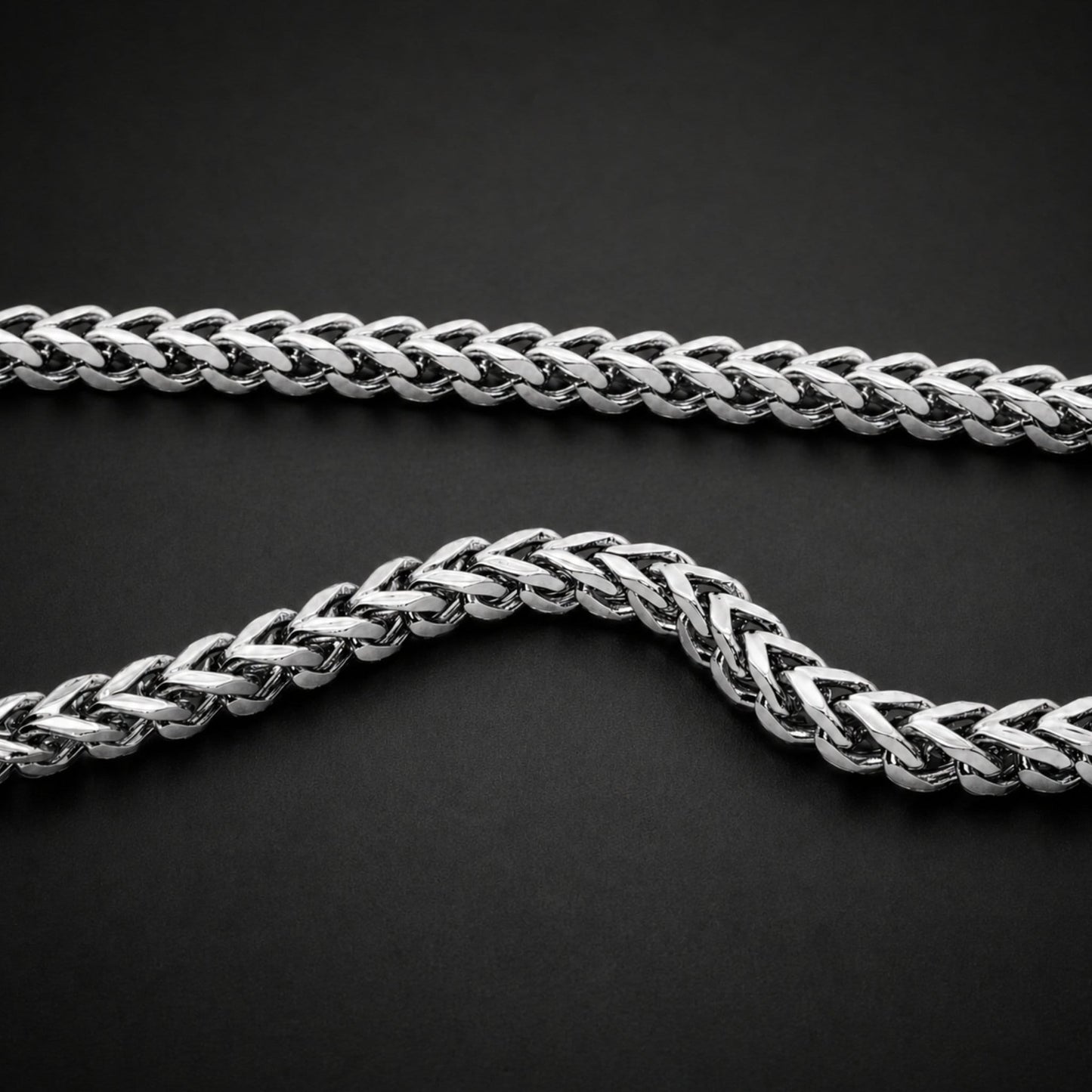 closeup of 3mm franco chain