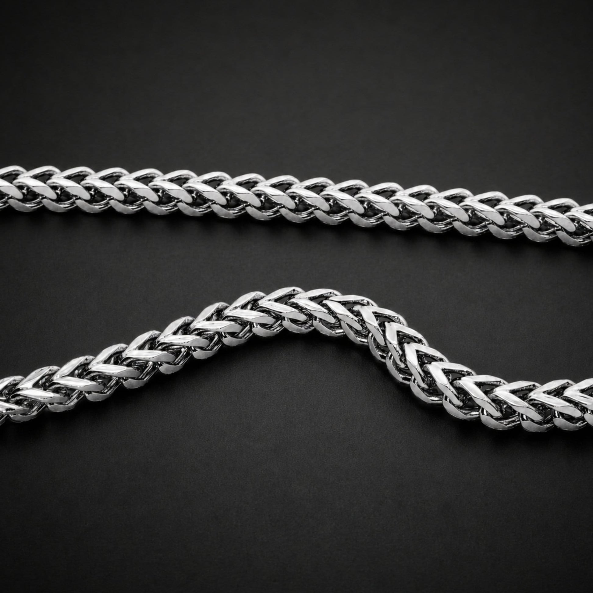 closeup of 3mm franco chain